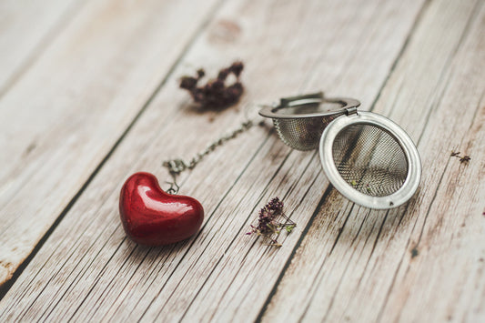 Tea infuser with red heart - Loose leaf tea strainer - Valentine's day gift - Mother's day gift - Christmas gift - Herbal tea steeper