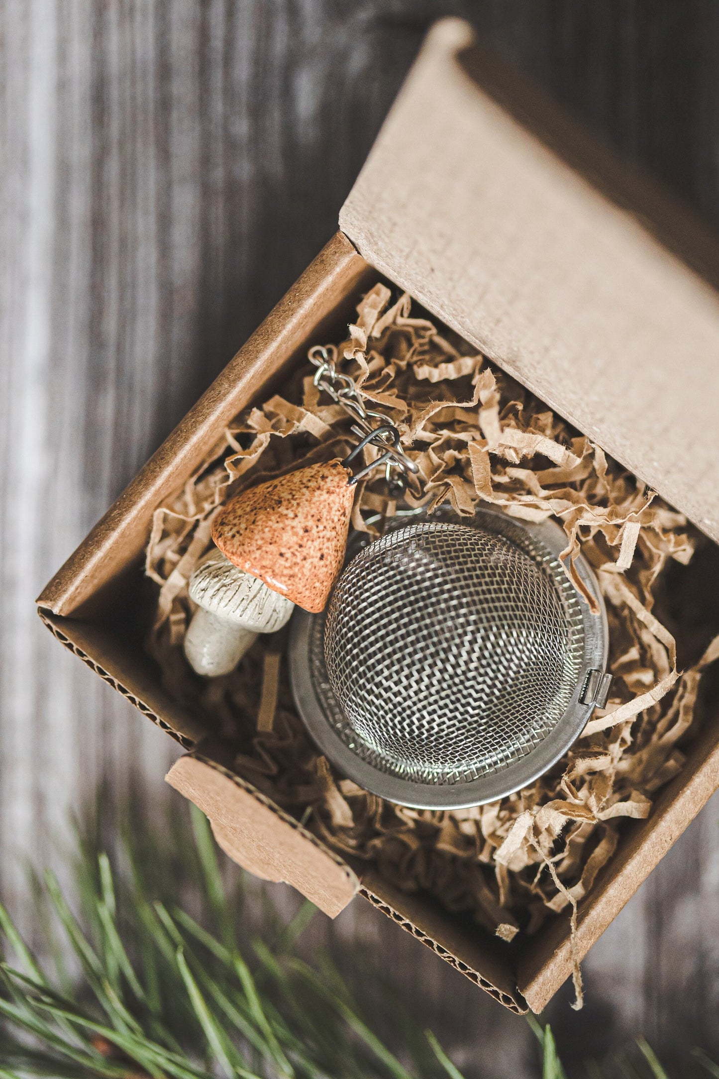 Loose leaf tea strainer with yellowish swamp mushroom - Mother's day gift - Herbal tea infuser with ceramic charm - Christmas gift